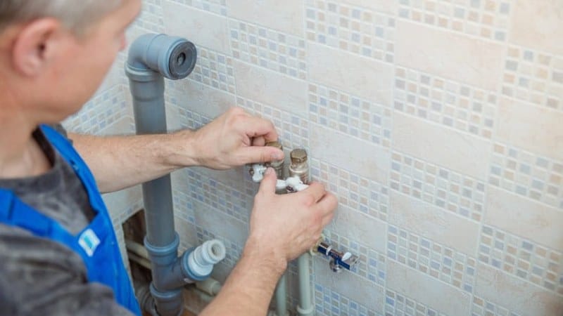 Plumber repiping a home